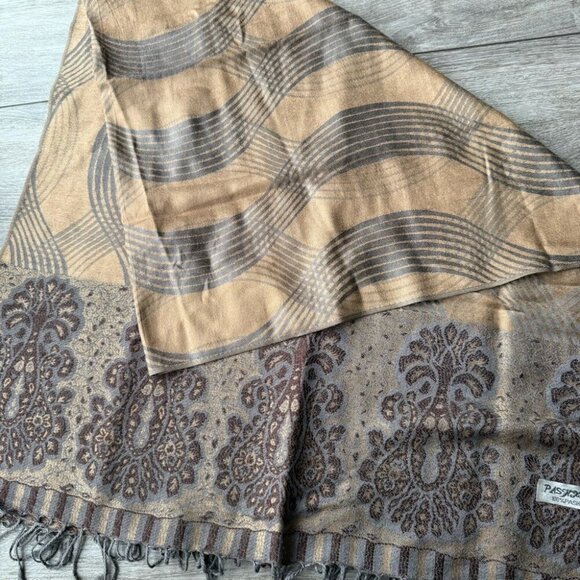 Pashmina Champagne Paisley Print Boho Scarf Shawl - Picture 8 of 8